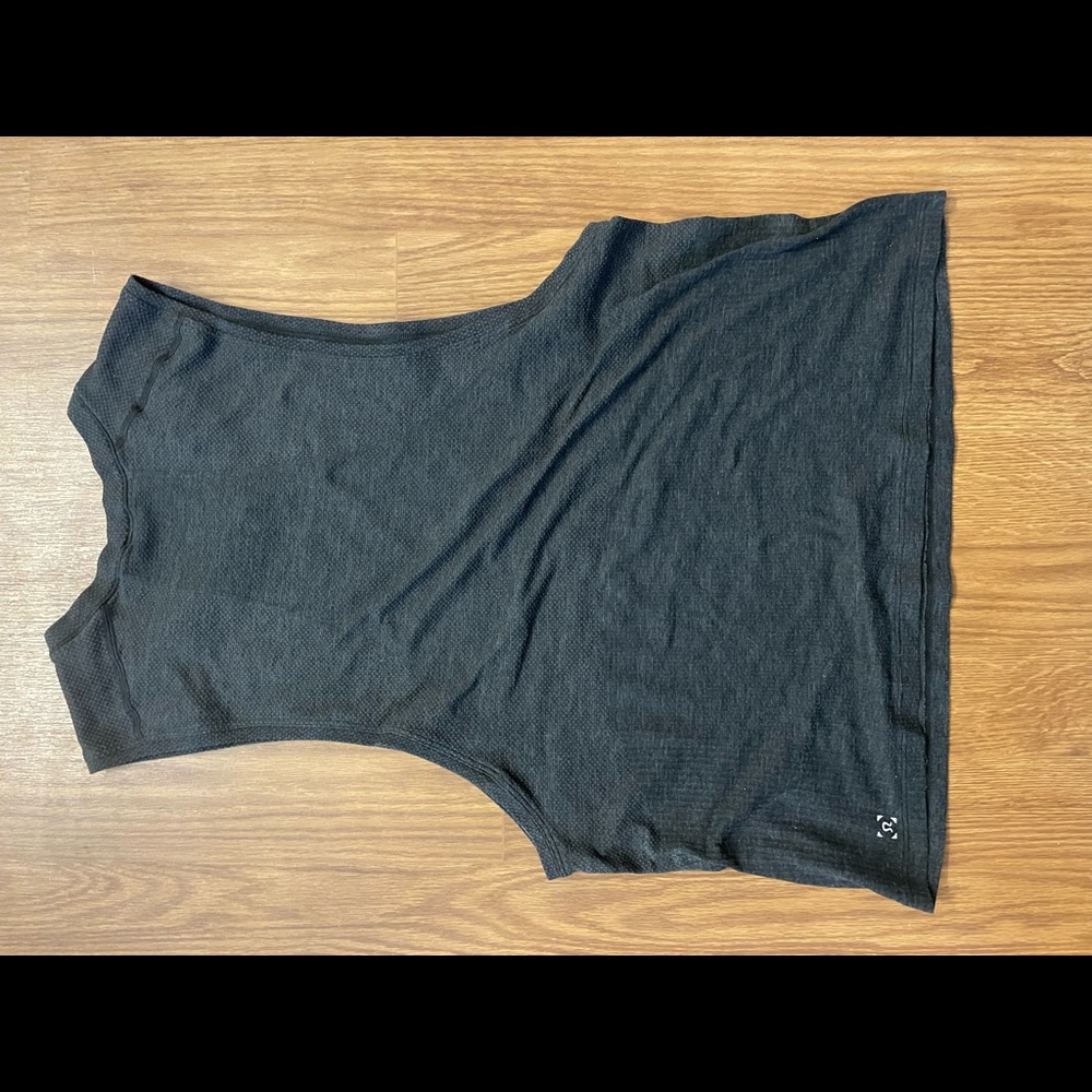 Lululemon Metal Vent Tech Sleeveless